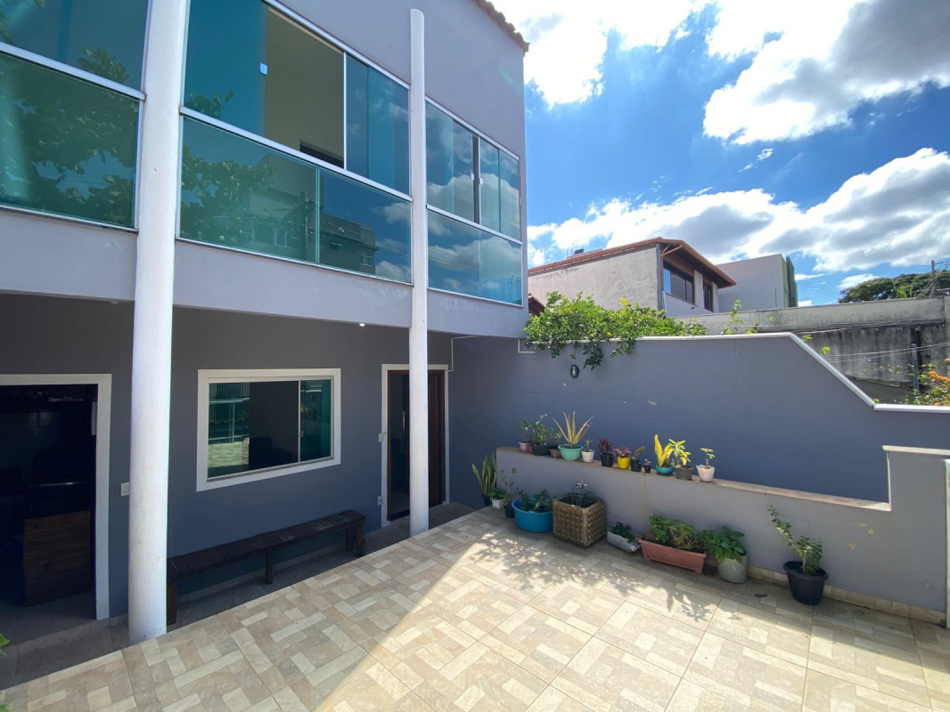 Casa, 3 quartos, 168 m² - Foto 1