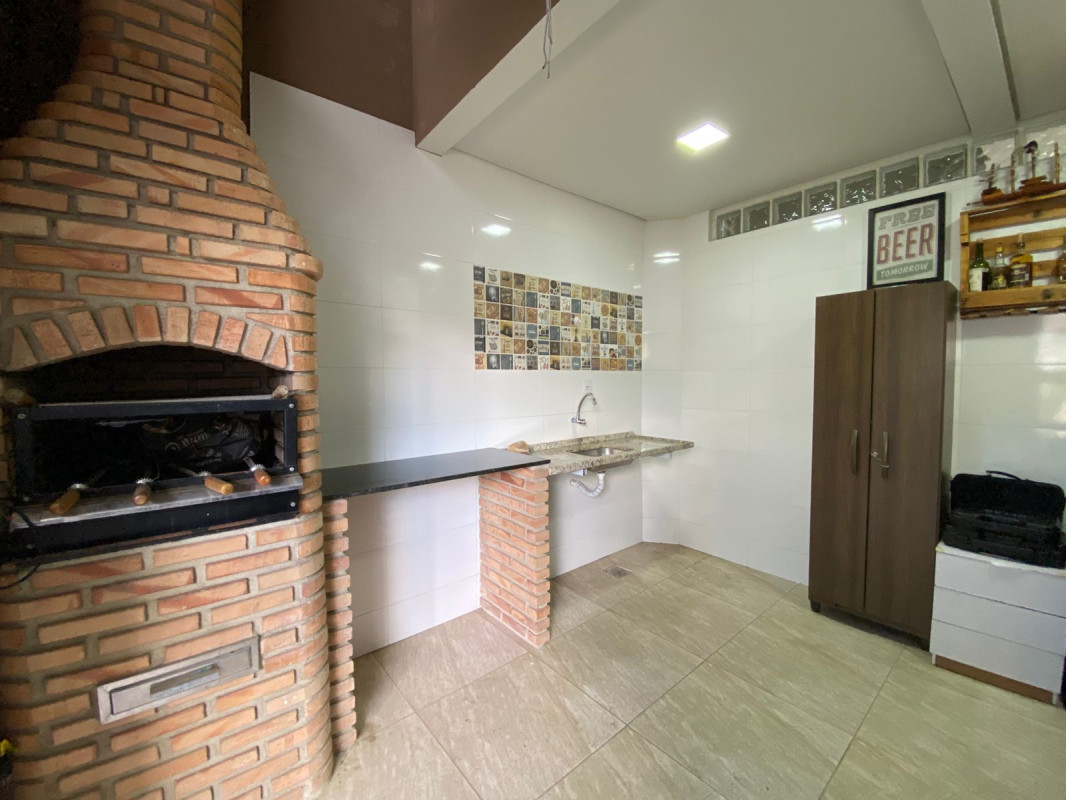 Casa, 3 quartos, 168 m² - Foto 2