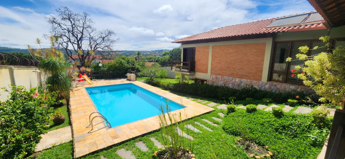 Casa, 3 quartos, 208 m² - Foto 2