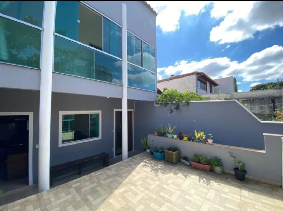 Casa, 3 quartos, 189 m² - Foto 1