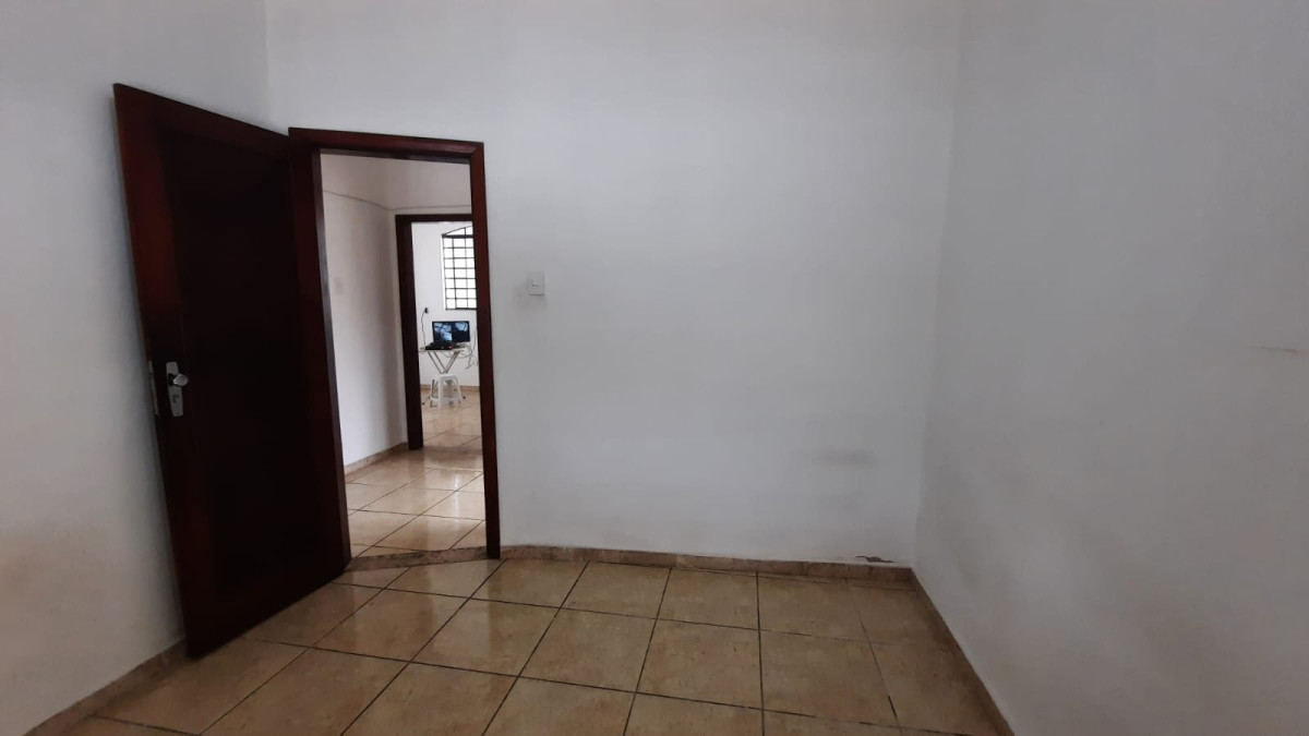 Casa, 3 quartos, 352 m² - Foto 23