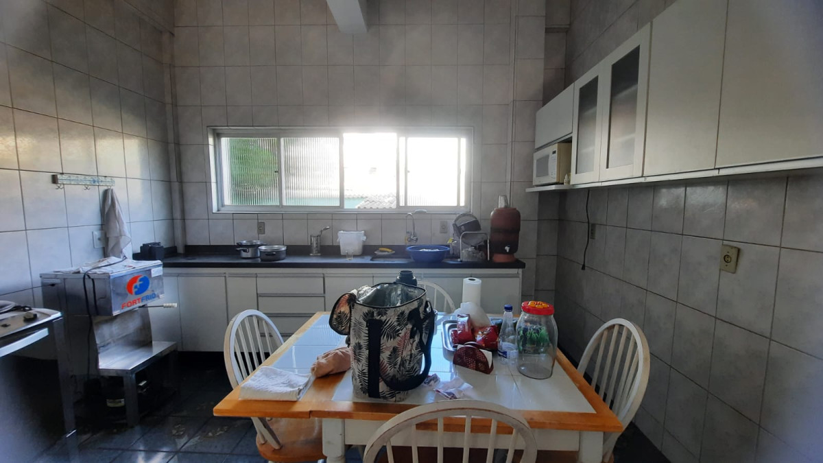 Casa, 5 quartos, 300 m² - Foto 19