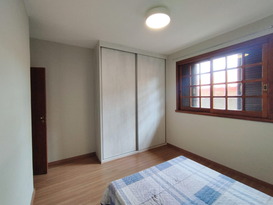 Casa, 4 quartos, 290 m² - Foto 25