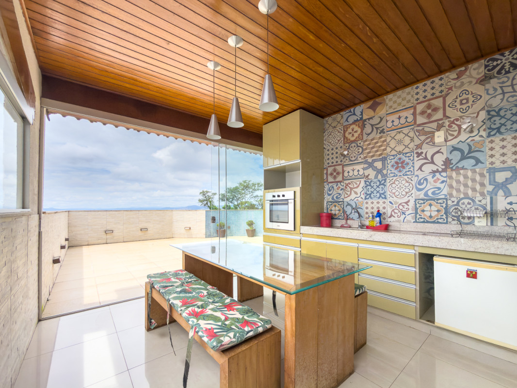 Cobertura, 3 quartos, 180 m² - Foto 1