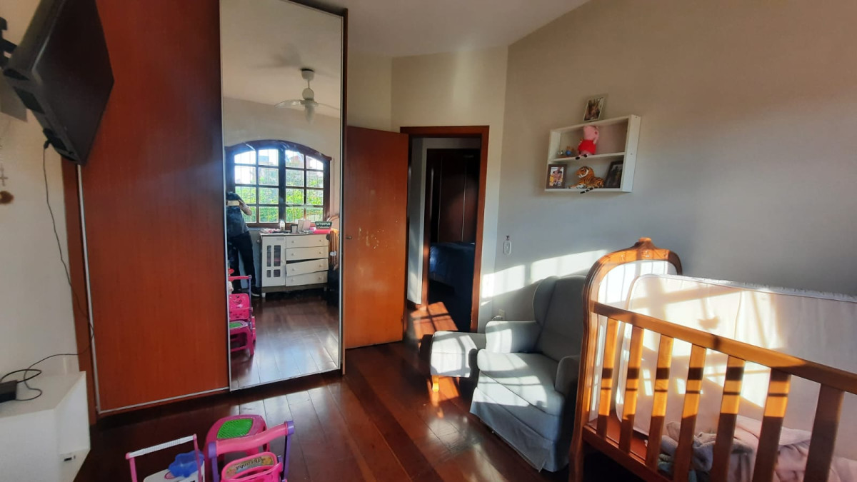 Casa, 3 quartos, 300 m² - Foto 17