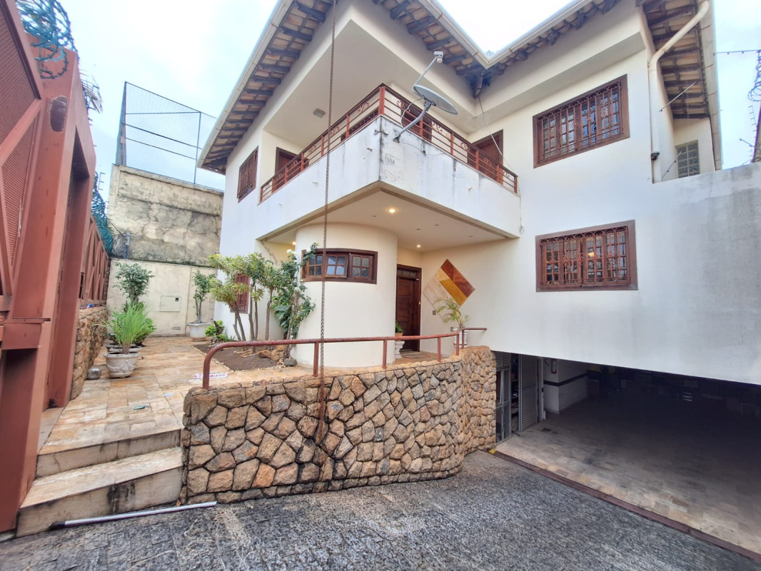 Casa, 3 quartos, 300 m² - Foto 1