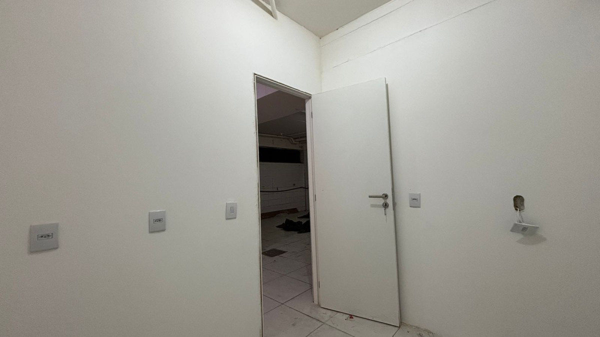 Loja-Salão, 200 m² - Foto 22