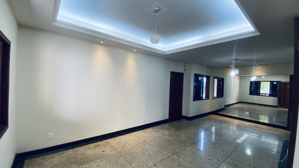 Casa, 3 quartos, 375 m² - Foto 1