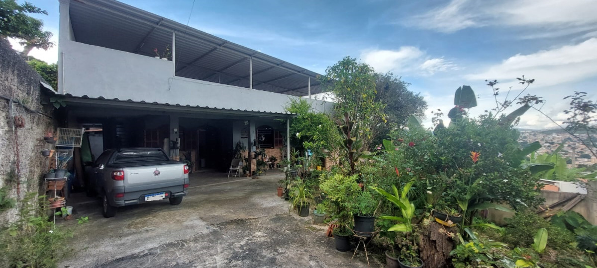 Casa, 3 quartos, 356 m² - Foto 1