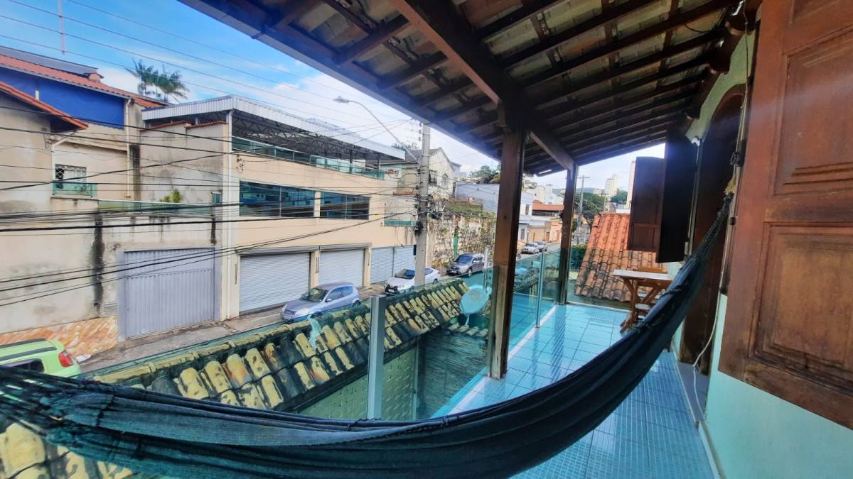 Casa, 5 quartos, 300 m² - Foto 1