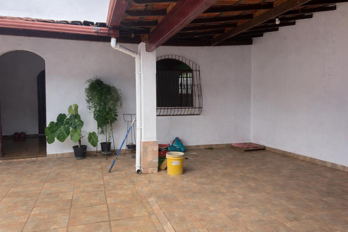 Casa, 3 quartos, 360 m² - Foto 2