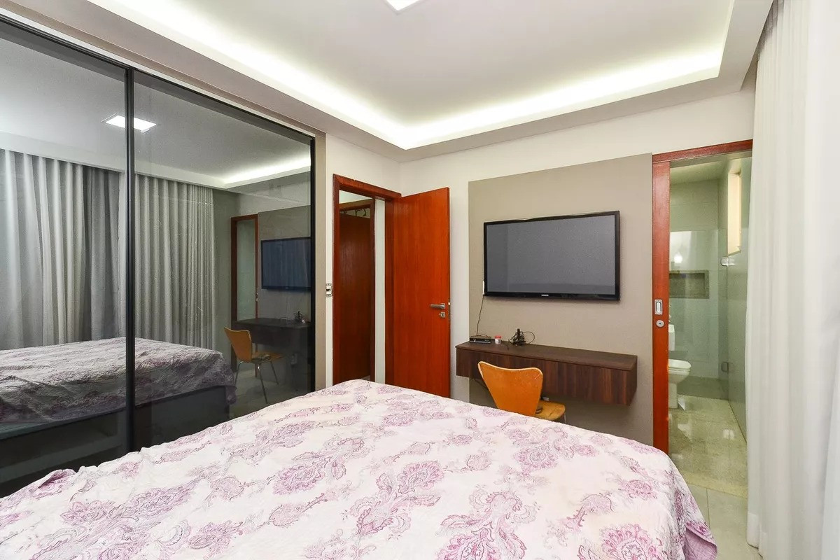 Cobertura, 4 quartos, 215 m² - Foto 8