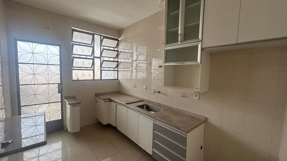 Casa, 3 quartos, 300 m² - Foto 8