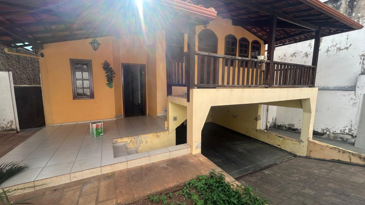 Casa, 3 quartos, 300 m² - Foto 2