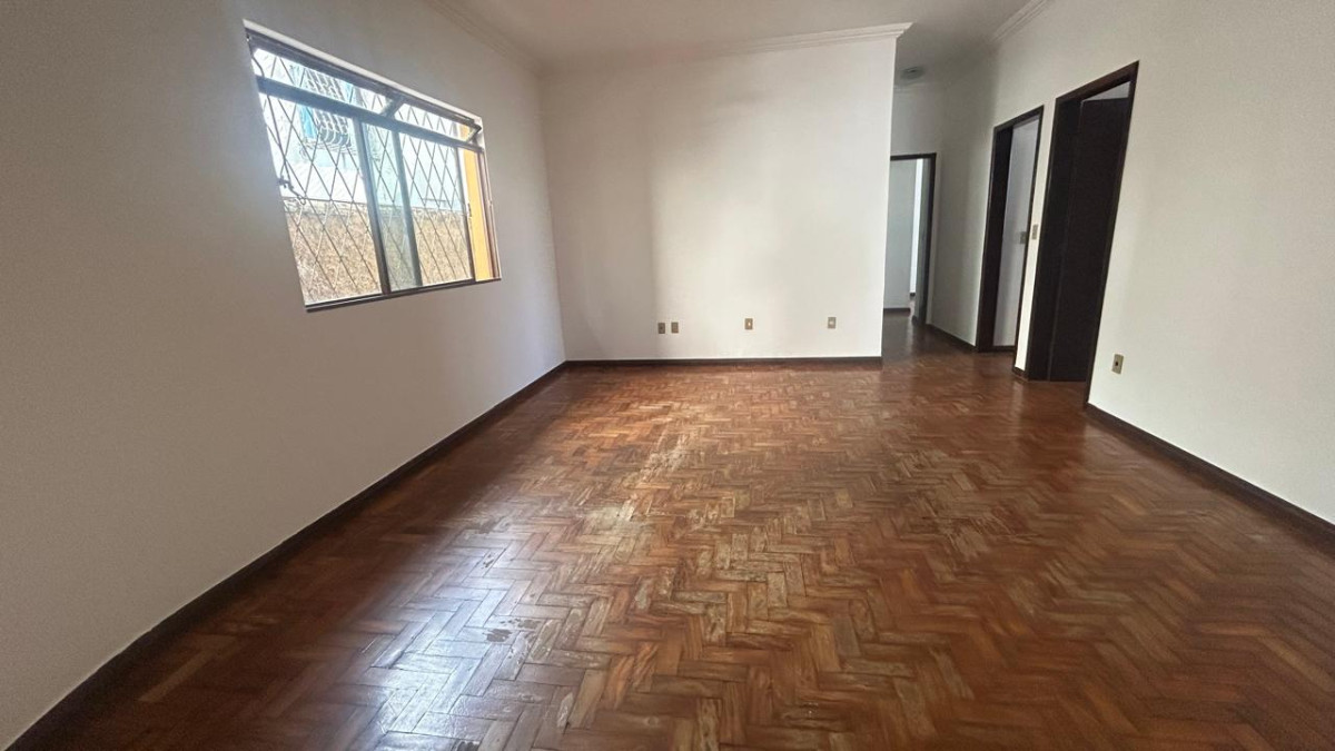 Casa, 3 quartos, 300 m² - Foto 9