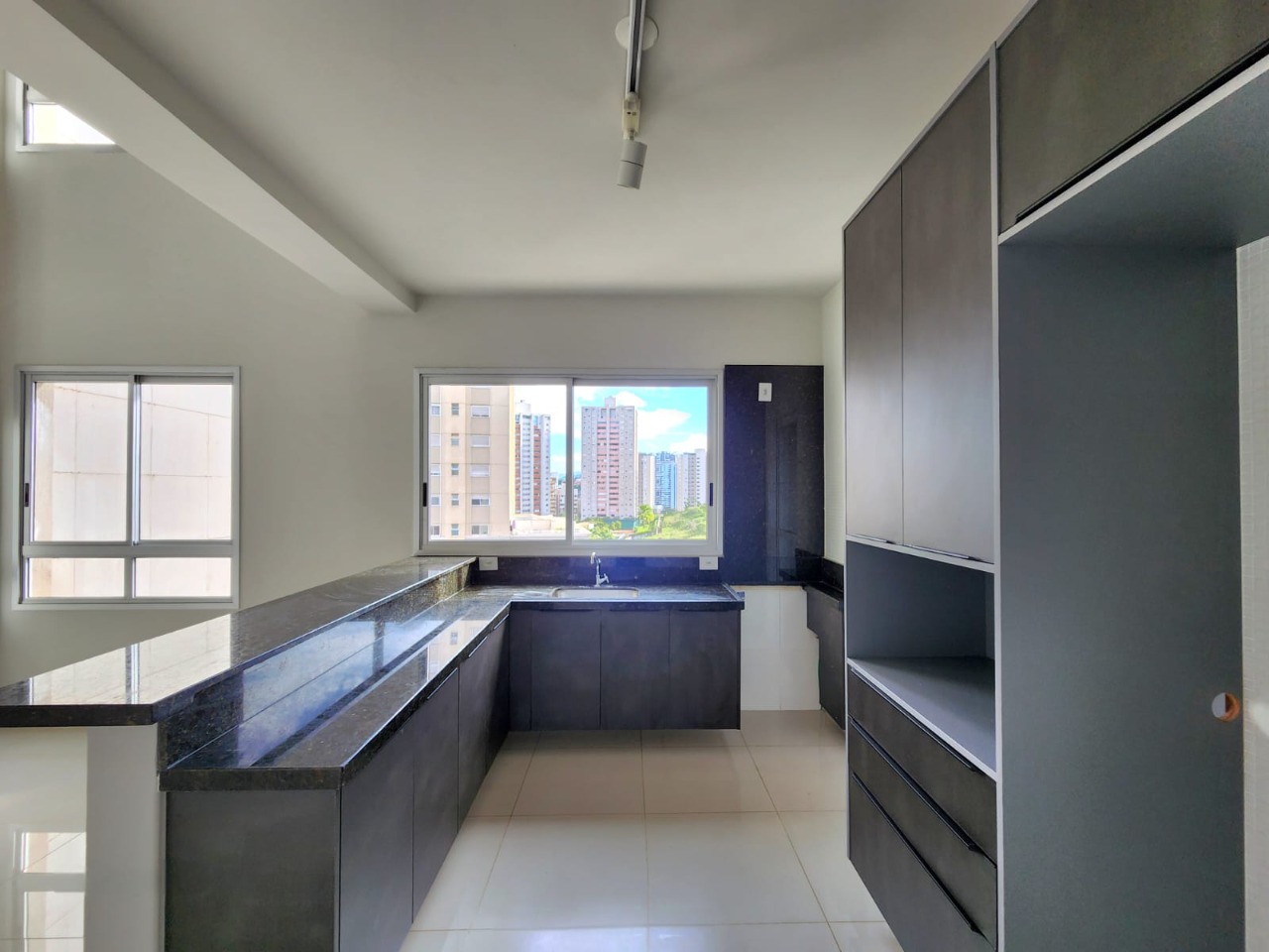 Apartamento, 1 quarto, 64 m² - Foto 4