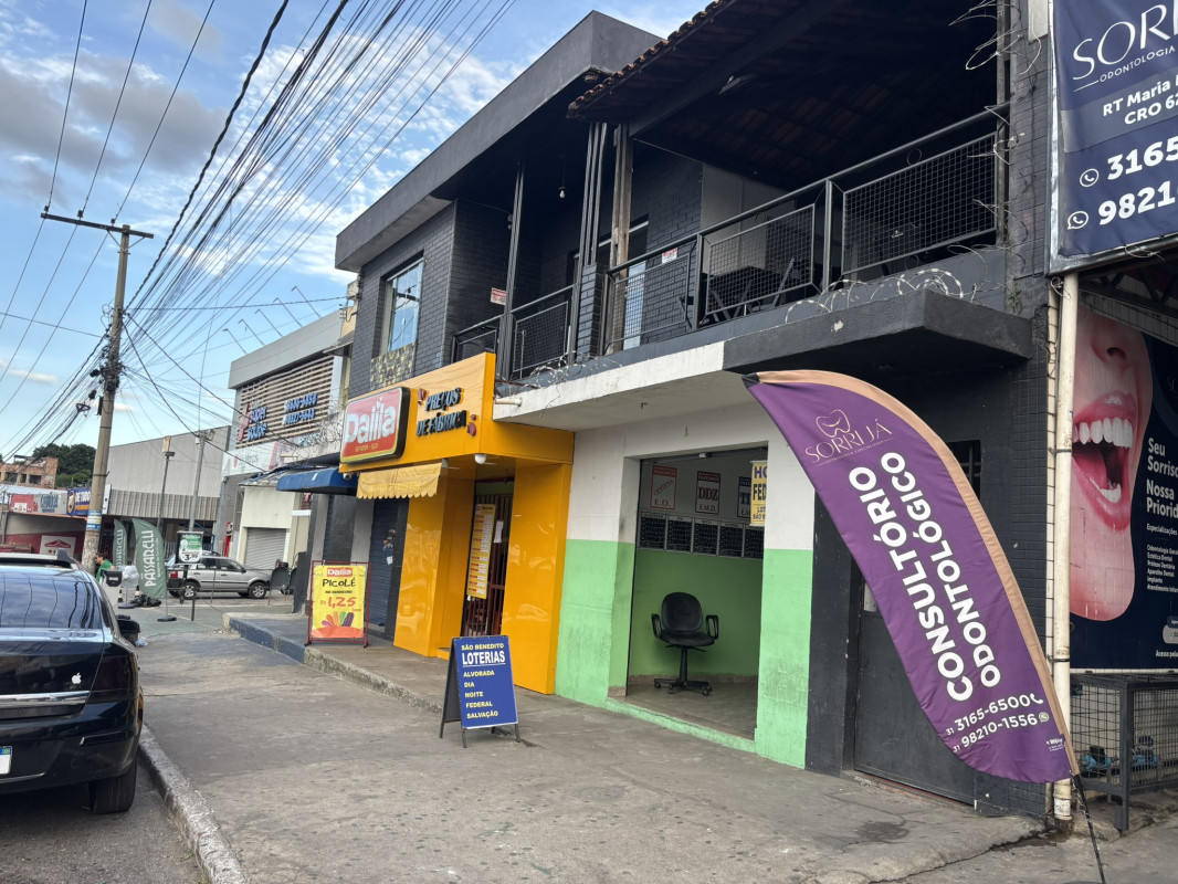 Prédio Inteiro - Foto 1