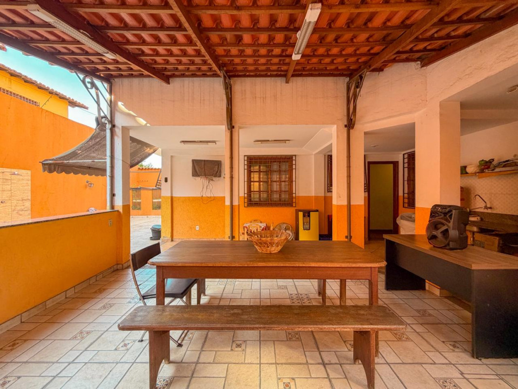 Casa, 4 quartos, 342 m² - Foto 4