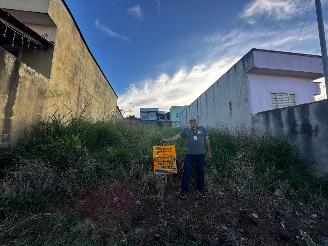 Terreno, 140 m² - Foto 1
