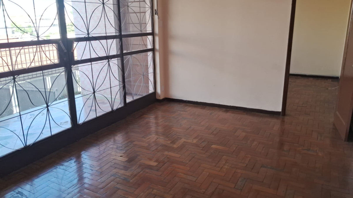 Casa, 3 quartos, 250 m² - Foto 1