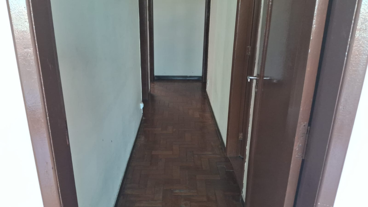 Casa, 3 quartos, 250 m² - Foto 8