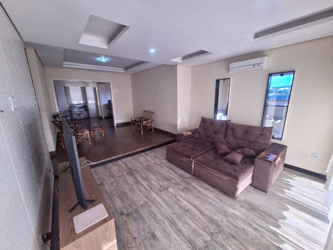 Casa, 3 quartos, 206 m² - Foto 2