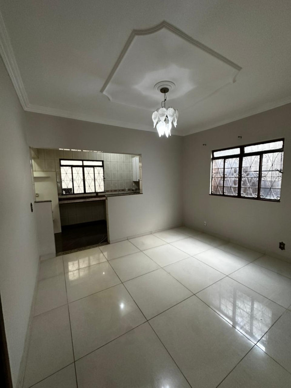Casa, 4 quartos, 390 m² - Foto 2