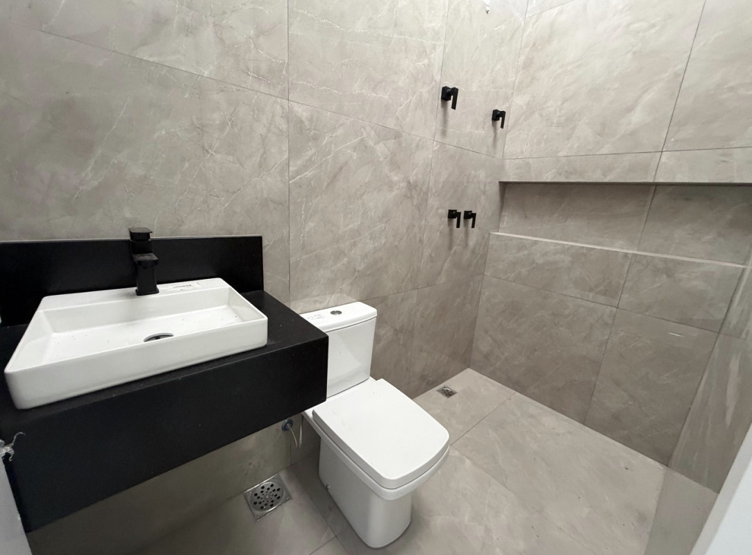 Casa, 4 quartos, 240 m² - Foto 11