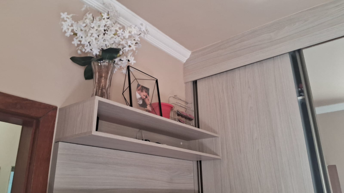 Casa, 5 quartos, 250 m² - Foto 8