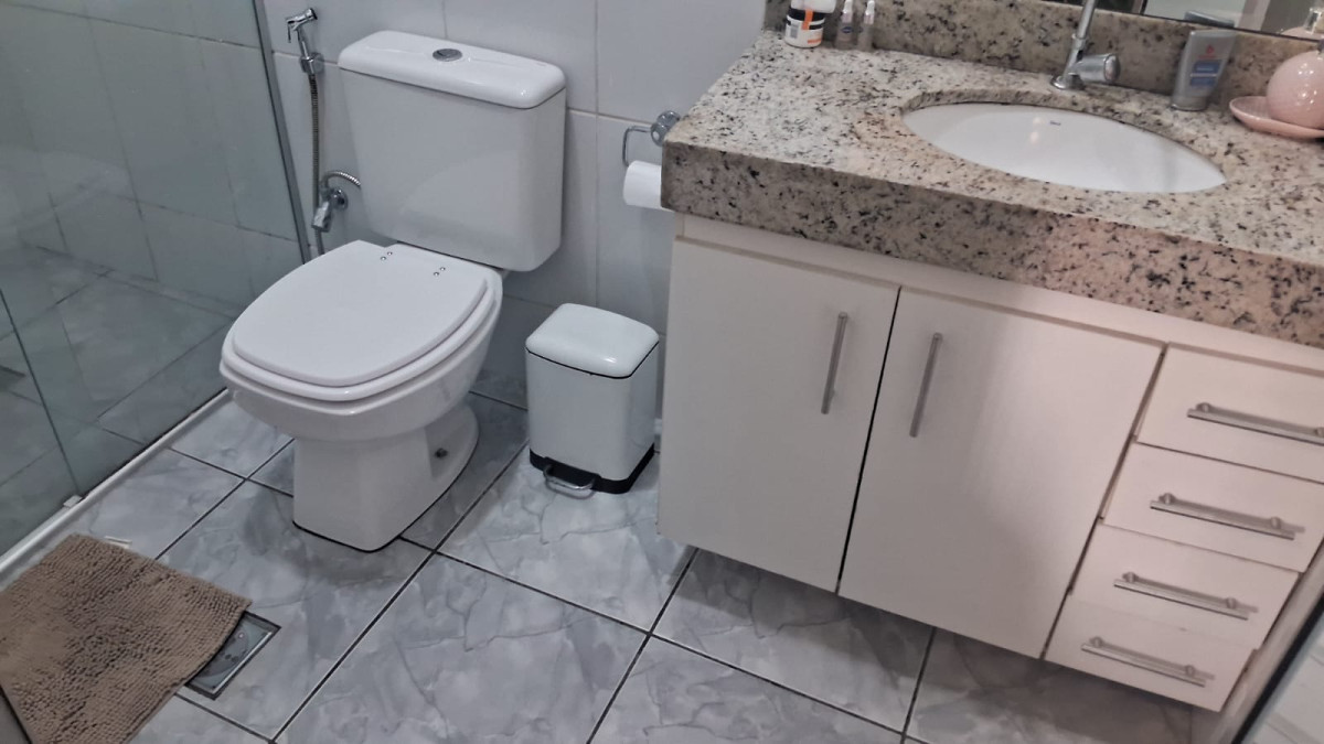 Casa, 5 quartos, 250 m² - Foto 17