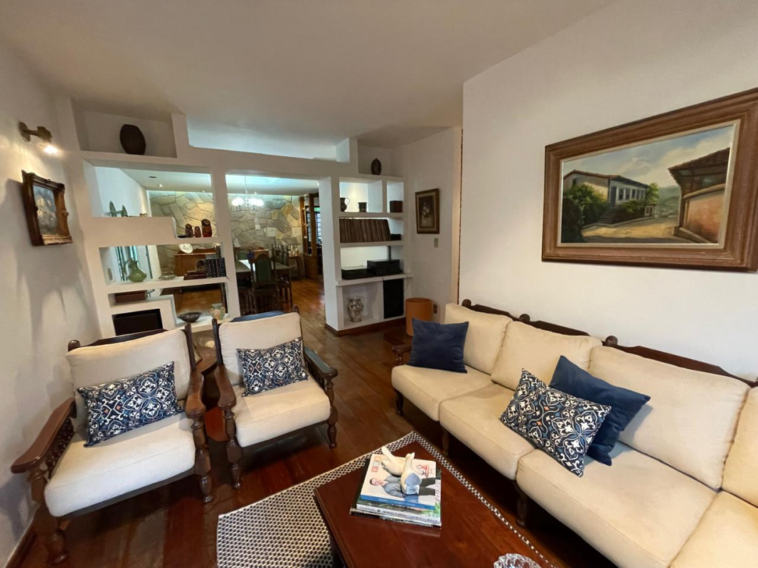 Casa, 5 quartos, 313 m² - Foto 2