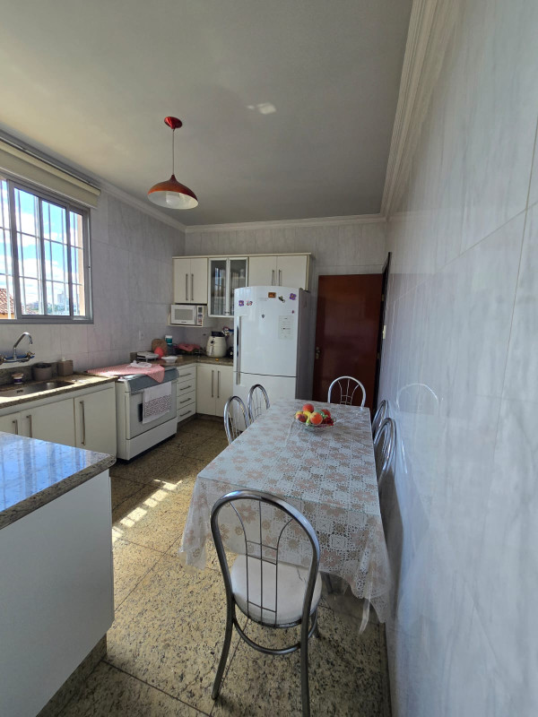 Casa, 8 quartos, 483 m² - Foto 9