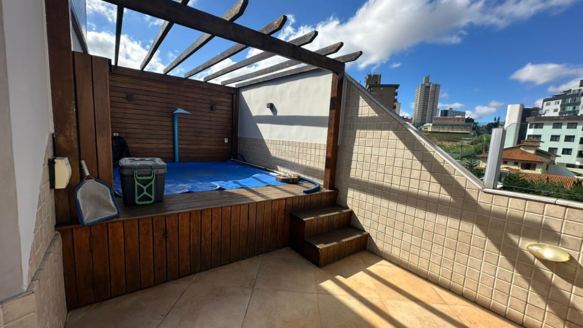 Cobertura, 4 quartos, 214 m² - Foto 2