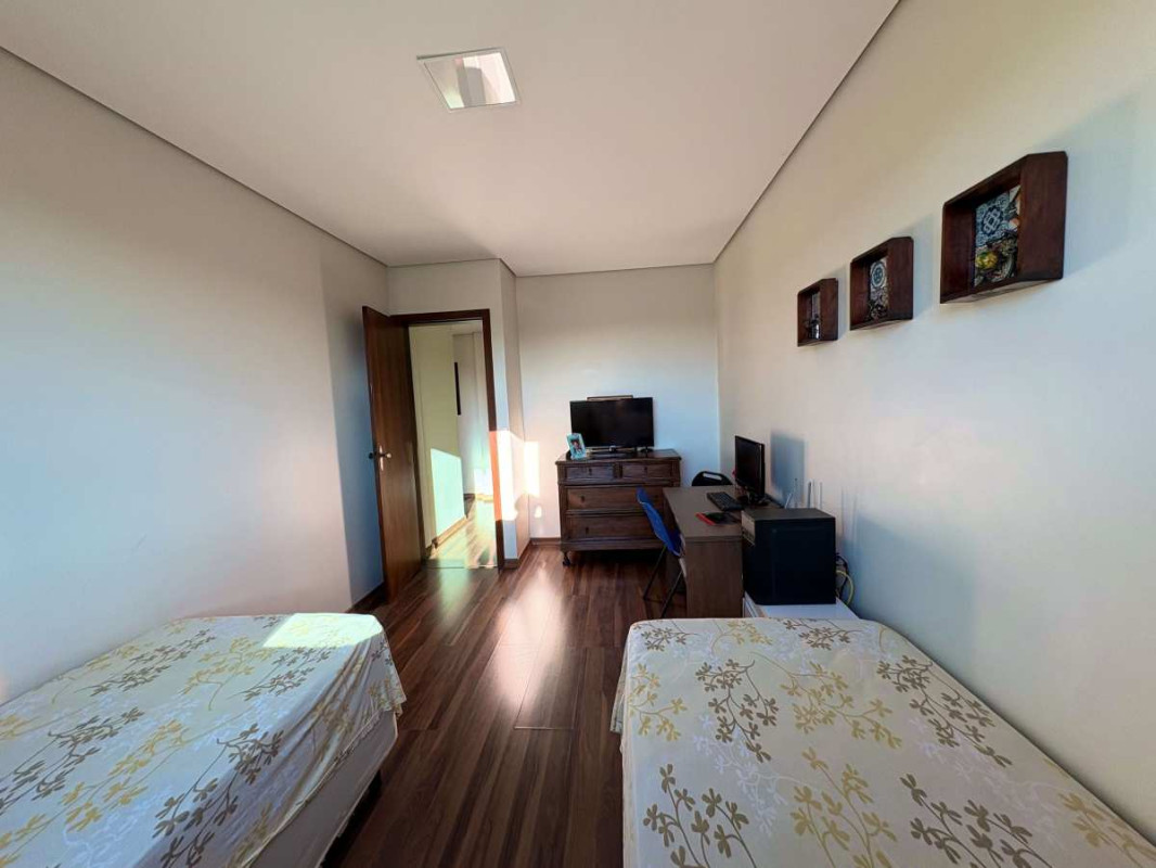 Casa, 3 quartos, 315 m² - Foto 20