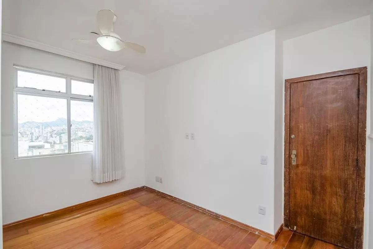 Apartamento, 3 quartos, 140 m² - Foto 2