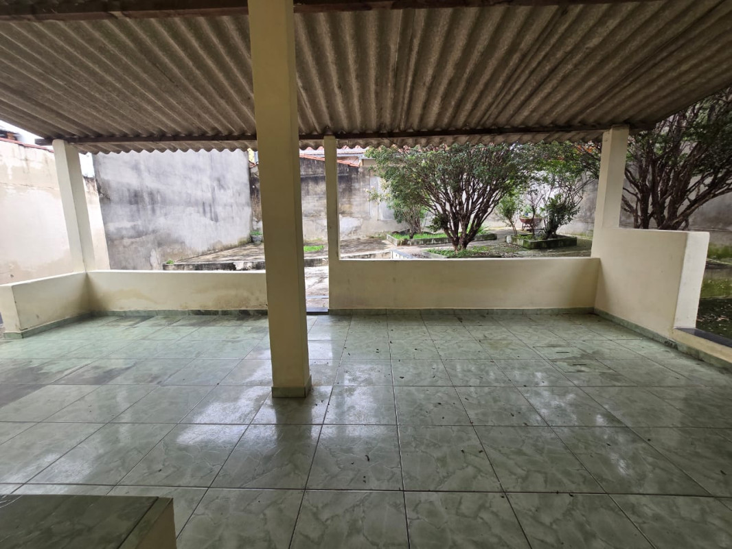 Casa, 4 quartos, 141 m² - Foto 2