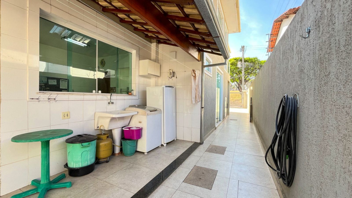Casa, 3 quartos, 130 m² - Foto 4