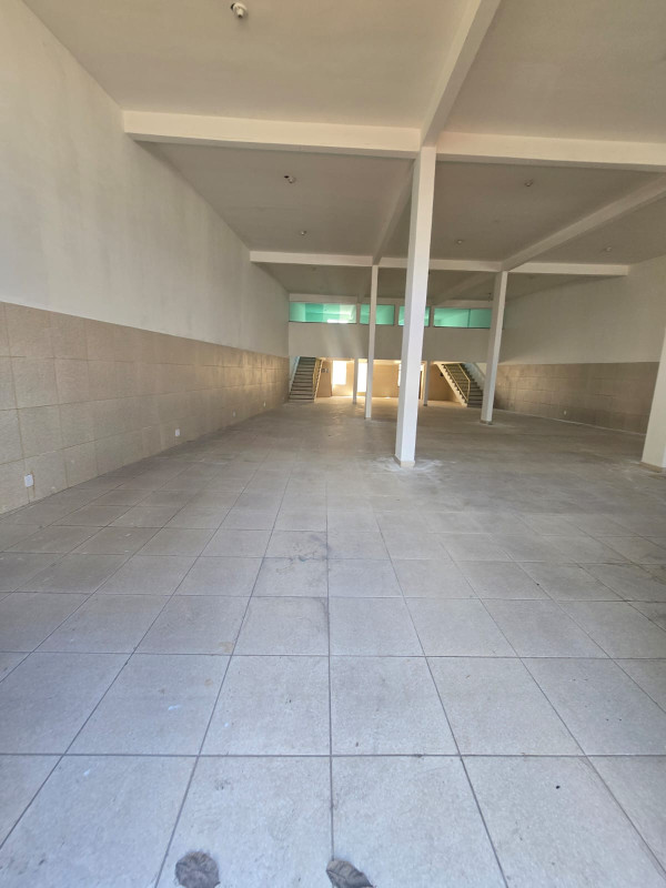 Loja-Salão, 400 m² - Foto 1