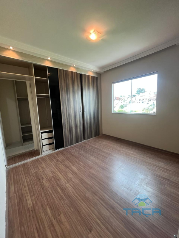 Casa, 4 quartos, 400 m² - Foto 2