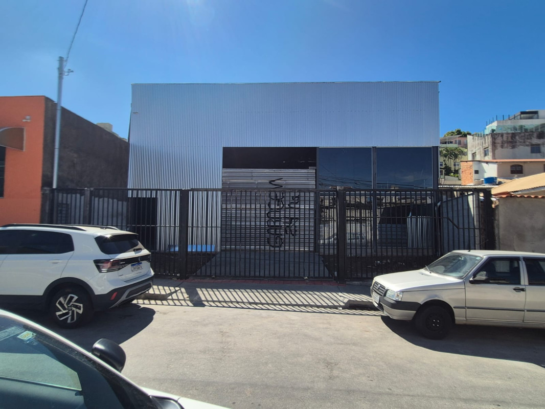 Depósito-Galpão, 240 m² - Foto 1