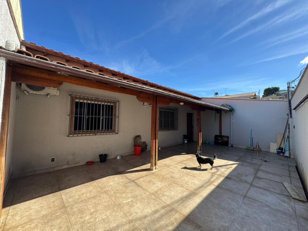 Casa, 3 quartos, 360 m² - Foto 1