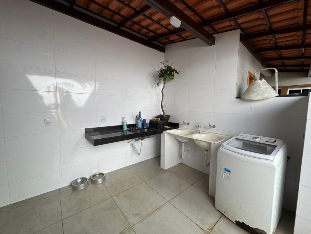 Casa, 3 quartos, 360 m² - Foto 23