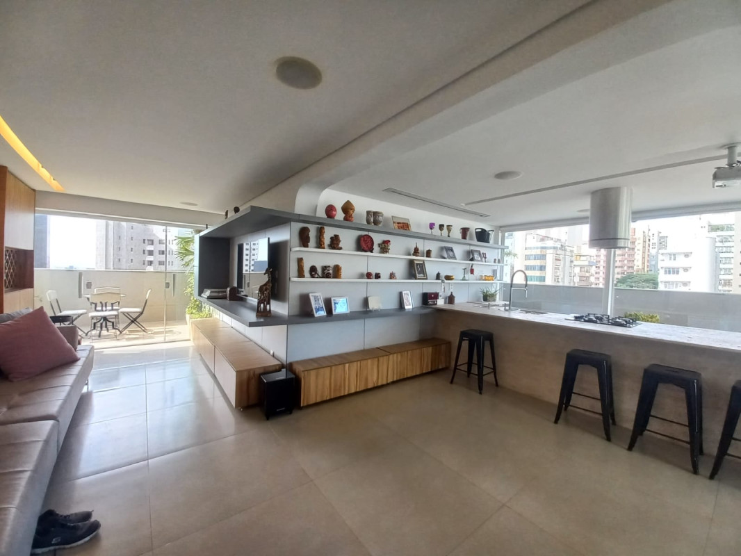 Cobertura, 3 quartos, 310 m² - Foto 1