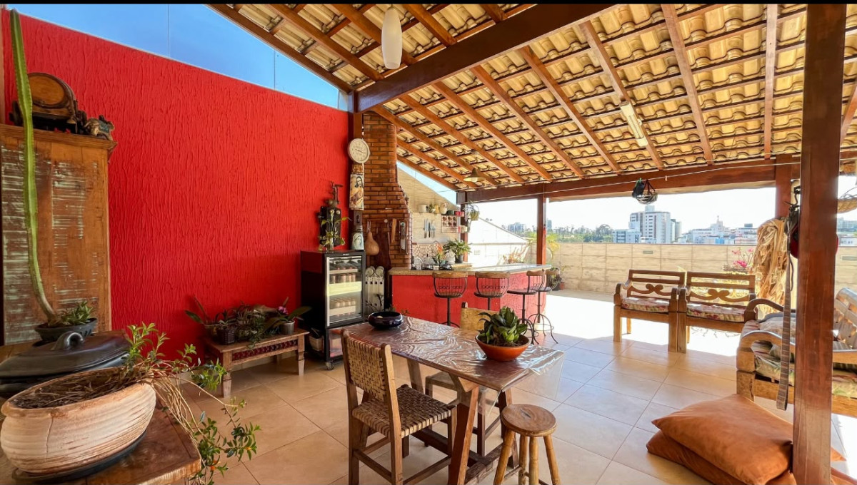 Cobertura, 3 quartos, 227 m² - Foto 1