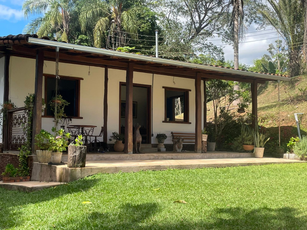 Chácara, 3 quartos, 86 hectares - Foto 1