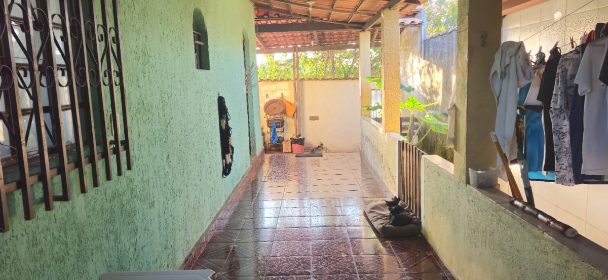 Casa, 3 quartos, 215 m² - Foto 2