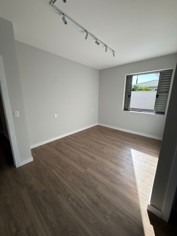 Casa, 4 quartos, 245 m² - Foto 10