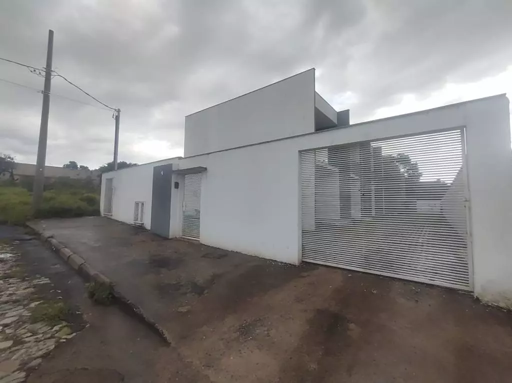 Casa, 2 quartos, 450 m² - Foto 1