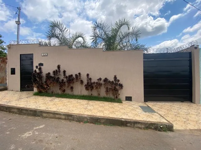 Casa, 1 quarto, 250 m² - Foto 1