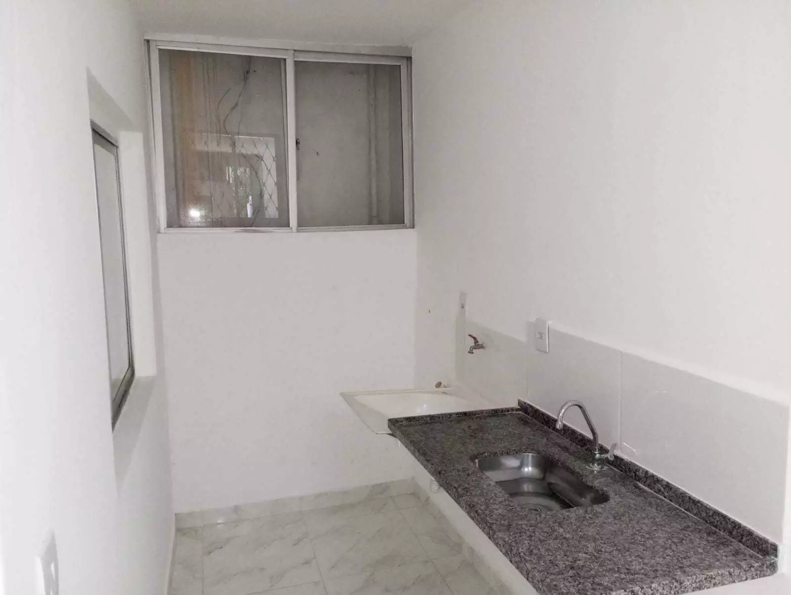 Casa, 2 quartos, 70 m² - Foto 1